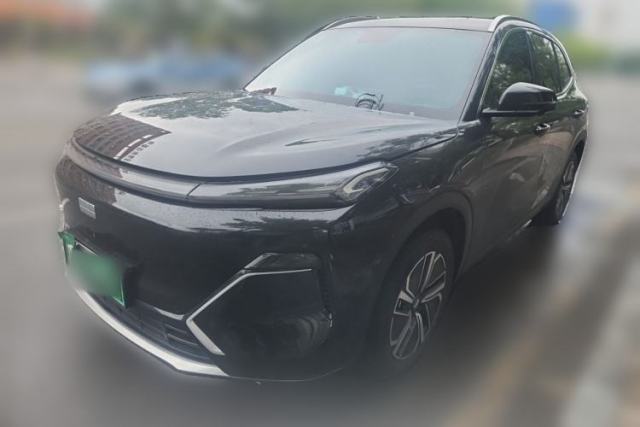 Używany Geely Galaxy Xingjian 7 EM-i 2025 120km Launch+ Version