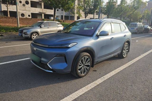 Używany Geely Galaxy Xingjian 7 EM-i 2025 120km Navigator Edition