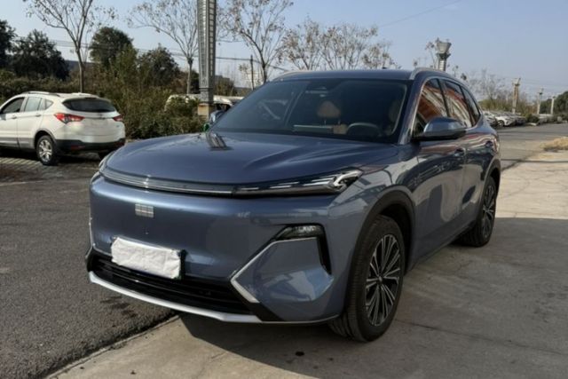 Used Geely Galaxy Xingjian 7 EM-i 2025 120km Navigator Edition