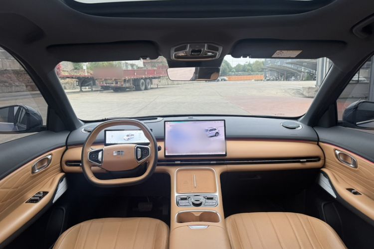 Used Geely Galaxy Xingjian 7 EM-i 2025 120km Navigator Edition Audio And AC Panel
