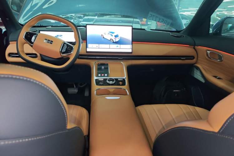 Used Geely Galaxy Xingjian 7 EM-i 2025 120km Navigator Edition Audio And AC Panel
