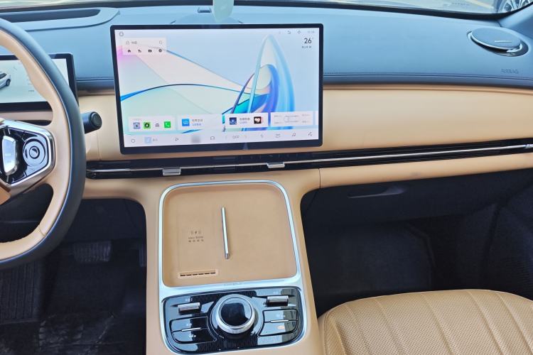 Used Geely Galaxy Xingjian 7 EM-i 2025 120km Navigator Edition Audio And AC Panel