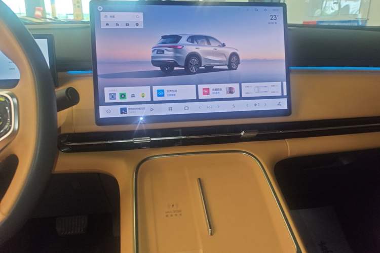 Used Geely Galaxy Xingjian 7 EM-i 2025 120km Navigator Edition Audio And AC Panel