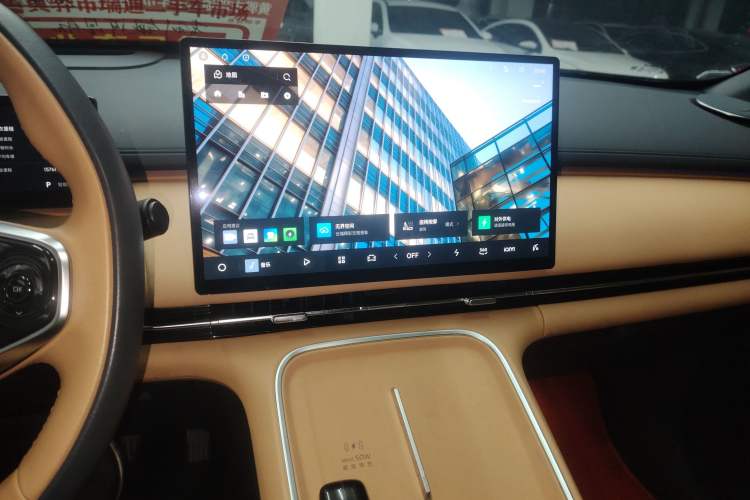 Used Geely Galaxy Xingjian 7 EM-i 2025 120km Navigator Edition Audio And AC Panel