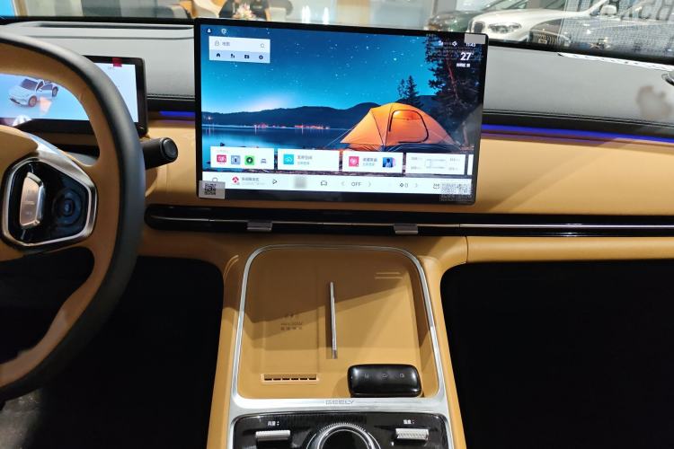 Used Geely Galaxy Xingjian 7 EM-i 2025 120km Navigator Edition Audio And AC Panel