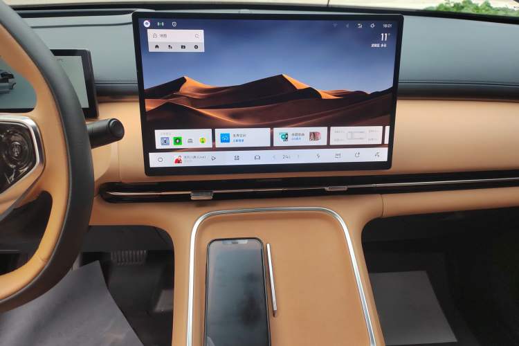 Used Geely Galaxy Xingjian 7 EM-i 2025 120km Navigator Edition Audio And AC Panel
