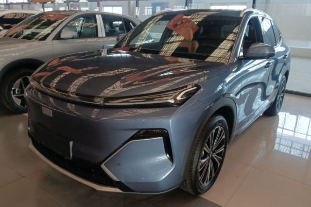 Used Geely Galaxy Xingjian 7 EM-i 2025 120km Navigator Edition