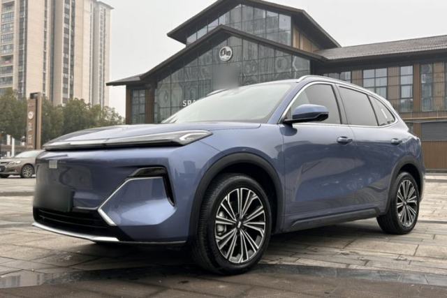 Used Geely Galaxy Xingjian 7 EM-i 2025 120km Navigator Edition