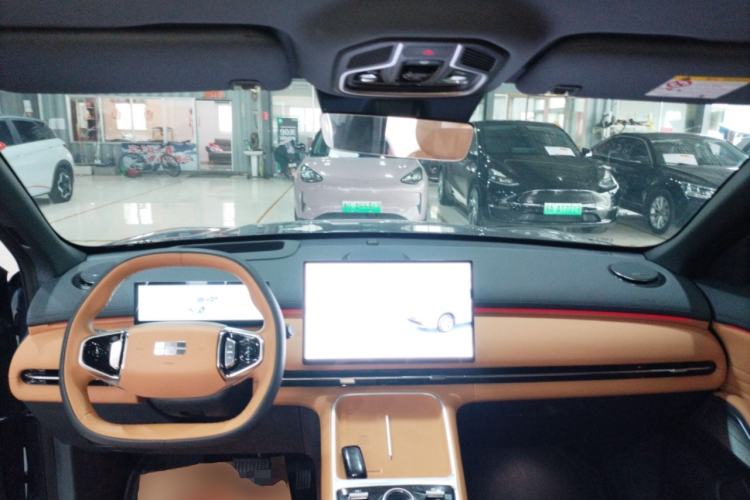 Used Geely Galaxy Xingjian 7 EM-i 2025 120km Exploration+ Version Center Console