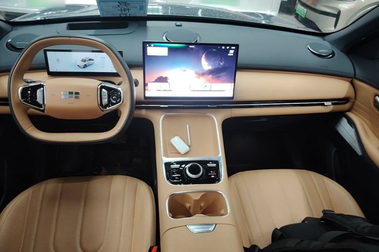 Used Geely Galaxy Xingjian 7 EM-i 2025 120km Navigator Edition Center Console