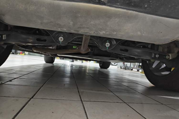 Used Geely Galaxy Xingjian 7 EM-i 2025 120km Navigator Edition Chassis Rear