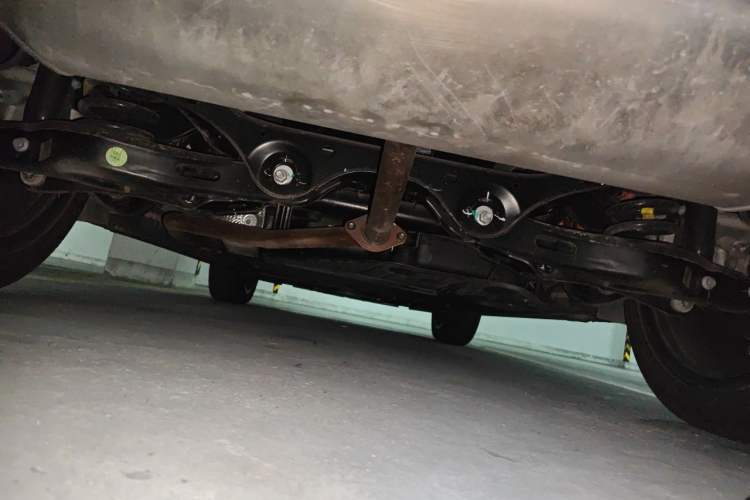 Used Geely Galaxy Xingjian 7 EM-i 2025 120km Navigator Edition Chassis Rear