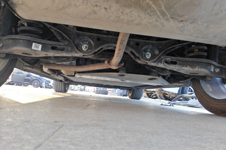 Used Geely Galaxy Xingjian 7 EM-i 2025 120km Navigator Edition Chassis Rear