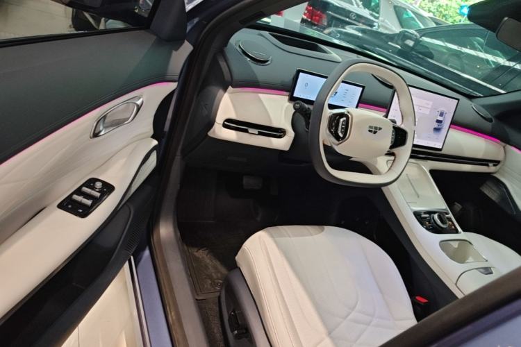 Used Geely Galaxy Xingjian 7 EM-i 2025 120km Navigator Edition Driver Seat
