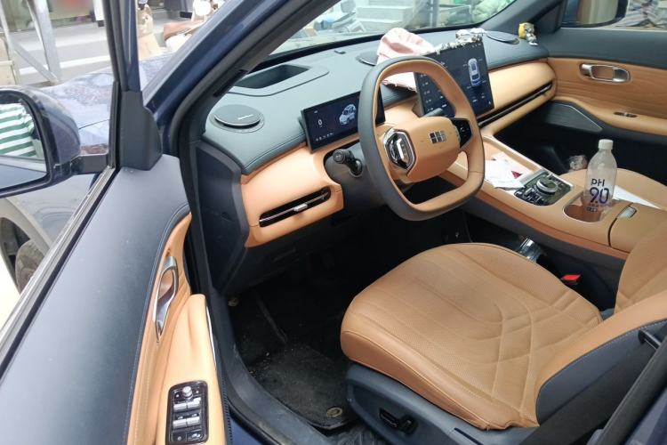 Used Geely Galaxy Xingjian 7 EM-i 2025 120km Navigator Edition Driver Seat