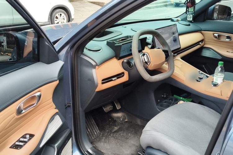 Used Geely Galaxy Xingjian 7 EM-i 2025 120km Navigator Edition Driver Seat