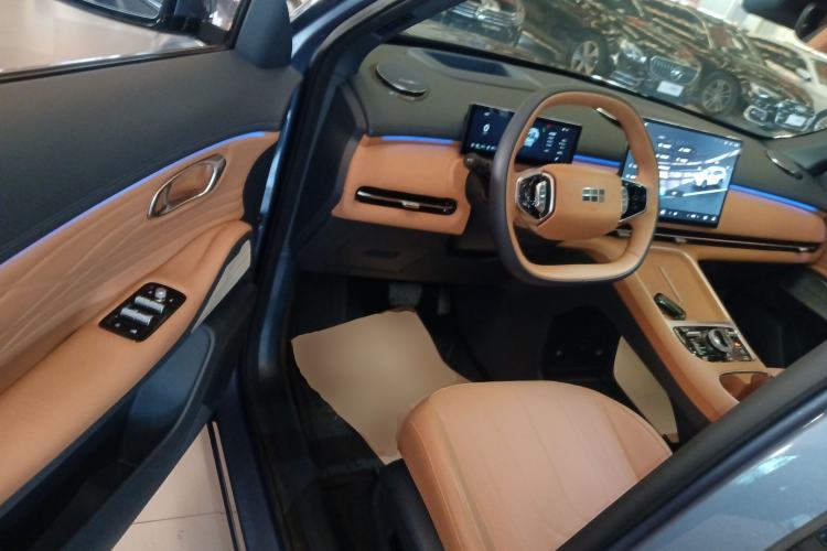 Used Geely Galaxy Xingjian 7 EM-i 2025 120km Navigator Edition Driver Seat