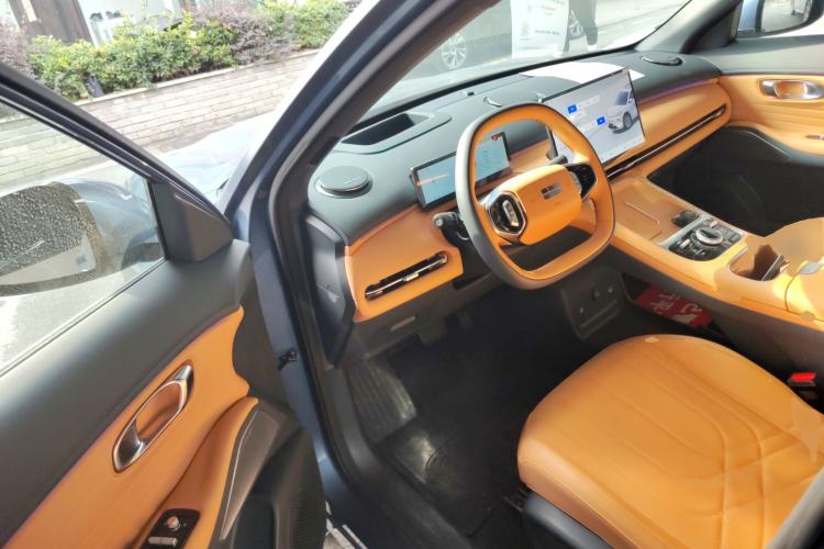 Used Geely Galaxy Xingjian 7 EM-i 2025 120km Navigator Edition Driver Seat