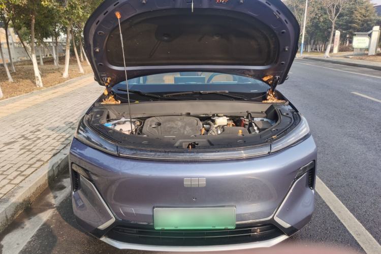 Used Geely Galaxy Xingjian 7 EM-i 2025 120km Navigator Edition Engine Bay