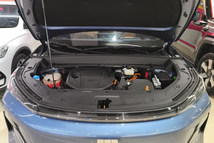 Used Geely Galaxy Xingjian 7 EM-i 2025 120km Navigator Edition Engine Bay