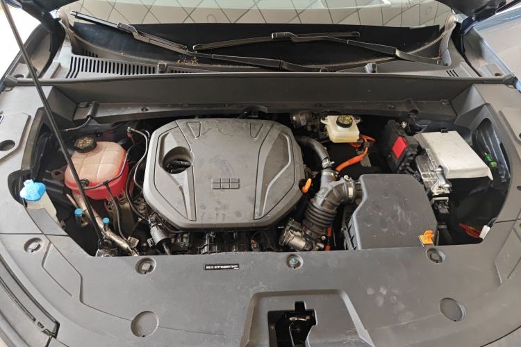 Used Geely Galaxy Xingjian 7 EM-i 2025 120km Navigator Edition Engine Bay