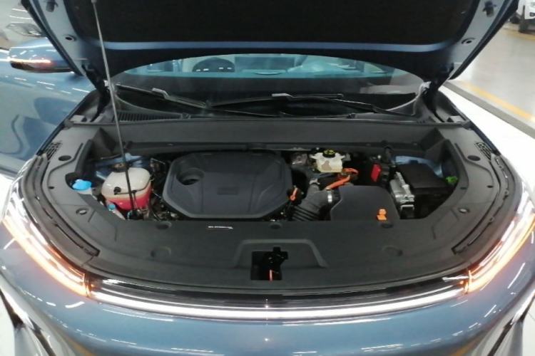 Used Geely Galaxy Xingjian 7 EM-i 2025 120km Navigator Edition Engine Bay