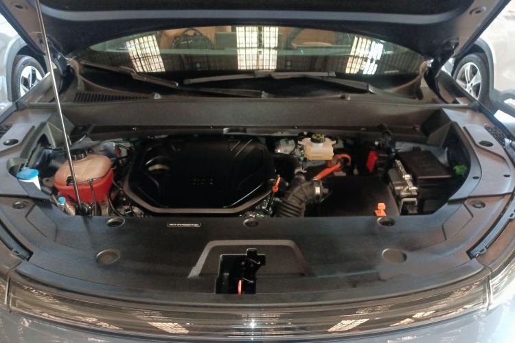 Used Geely Galaxy Xingjian 7 EM-i 2025 120km Navigator Edition Engine Bay