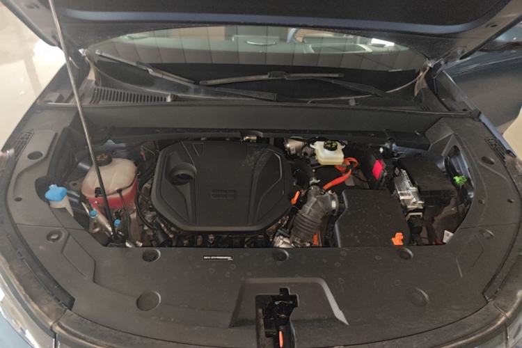 Used Geely Galaxy Xingjian 7 EM-i 2025 120km Navigator Edition Engine Bay