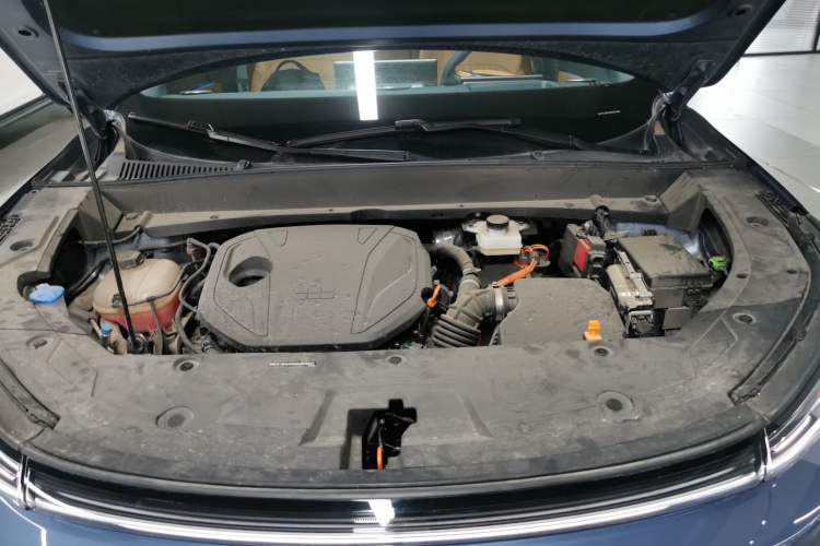 Used Geely Galaxy Xingjian 7 EM-i 2025 120km Navigator Edition Engine Bay