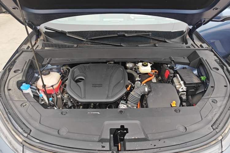 Used Geely Galaxy Xingjian 7 EM-i 2025 120km Exploration+ Version Engine Bay