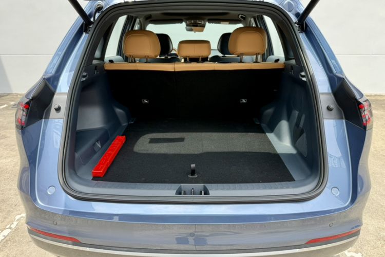 Used Geely Galaxy Xingjian 7 EM-i 2025 120km Navigator Edition Exterior 11