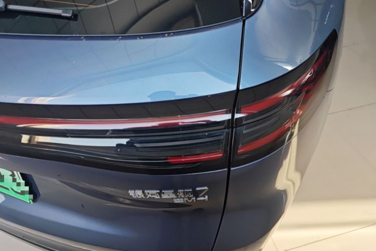 Used Geely Galaxy Xingjian 7 EM-i 2025 120km Navigator Edition Exterior 3