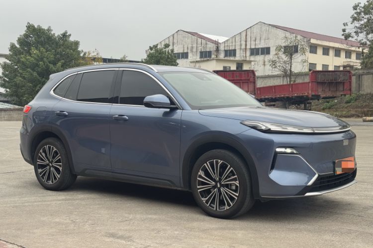 Used Geely Galaxy Xingjian 7 EM-i 2025 120km Navigator Edition Exterior 4