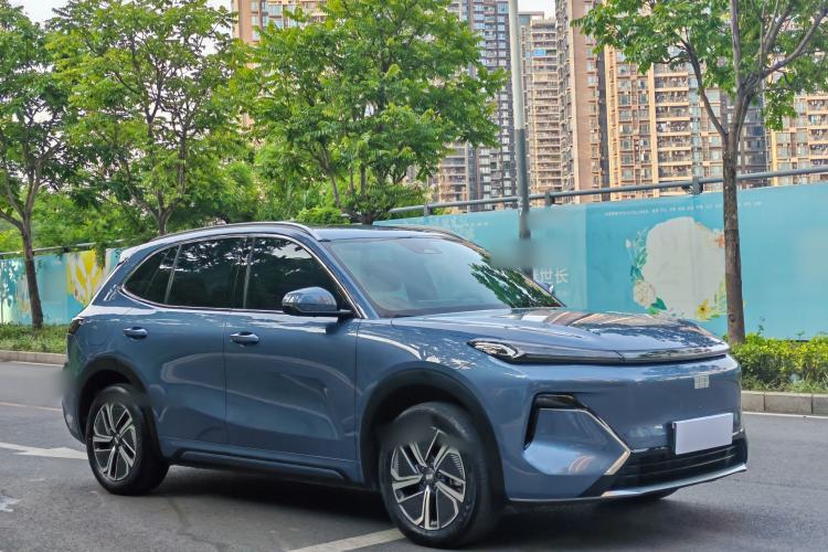 Used Geely Galaxy Xingjian 7 EM-i 2025 120km Exploration+ Version Exterior 4