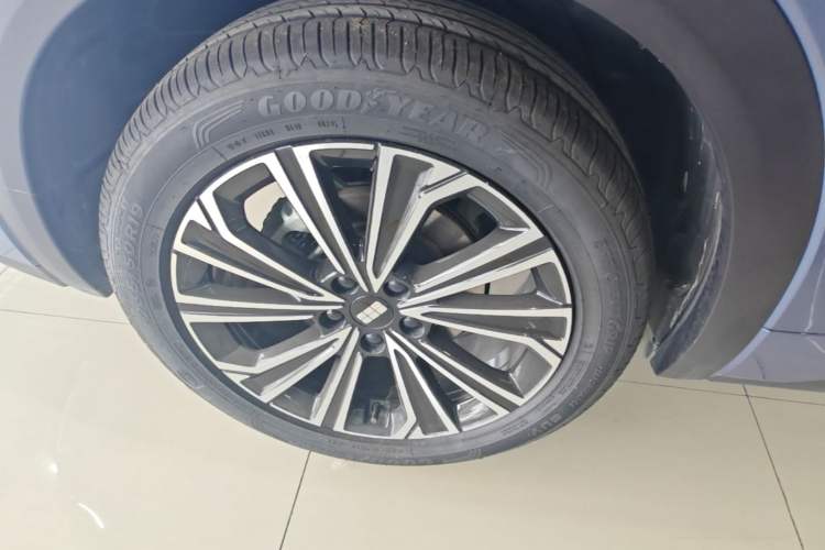 Used Geely Galaxy Xingjian 7 EM-i 2025 120km Exploration+ Version Exterior 5
