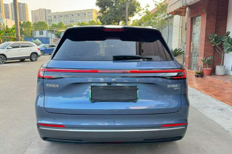 Used Geely Galaxy Xingjian 7 EM-i 2025 120km Navigator Edition Exterior 5