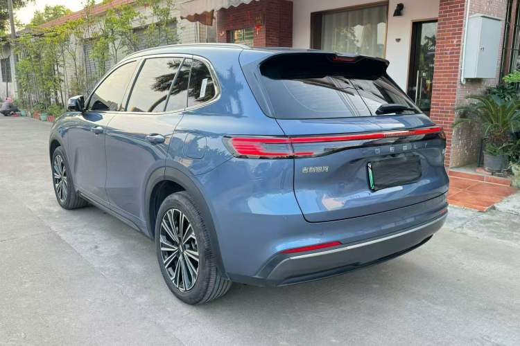 Used Geely Galaxy Xingjian 7 EM-i 2025 120km Navigator Edition Exterior 6
