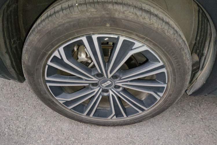 Used Geely Galaxy Xingjian 7 EM-i 2025 120km Navigator Edition Exterior 8