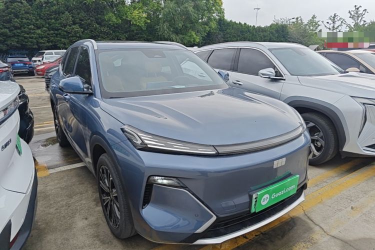 Used Geely Galaxy Xingjian 7 EM-i 2025 120km Navigator Edition Front Right 45 Deg