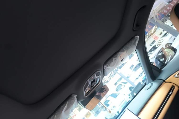 Used Geely Galaxy Xingjian 7 EM-i 2025 120km Exploration+ Version Headliner