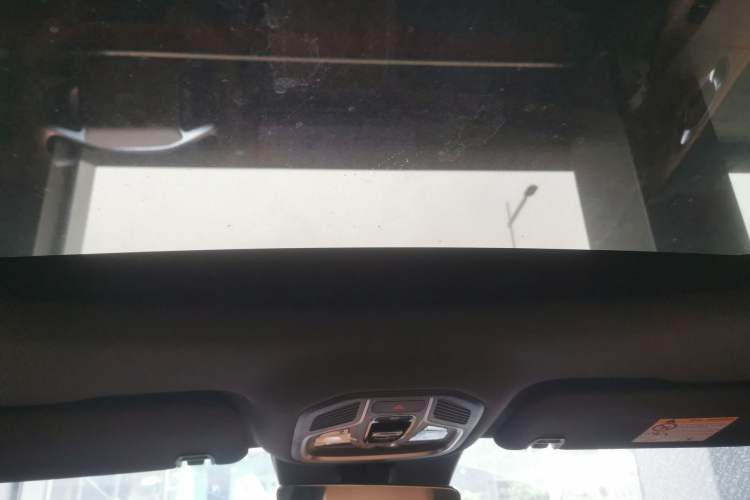 Used Geely Galaxy Xingjian 7 EM-i 2025 120km Exploration+ Version Headliner