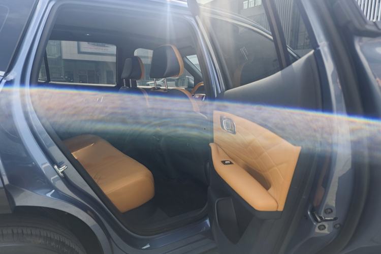 Used Geely Galaxy Xingjian 7 EM-i 2025 120km Navigator Edition Interior 12