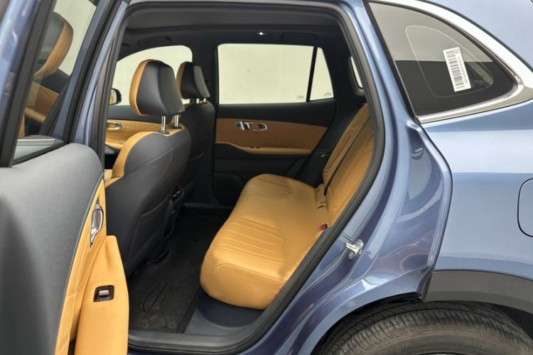 Used Geely Galaxy Xingjian 7 EM-i 2025 120km Navigator Edition Interior 3
