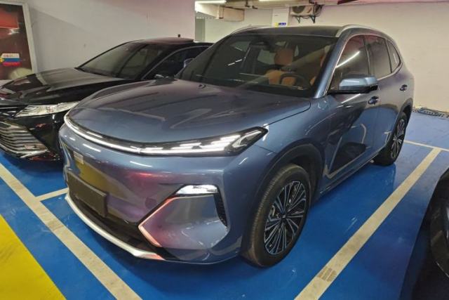 Used Geely Galaxy Xingjian 7 EM-i 2025 120km Navigator Edition