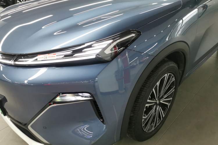 Used Geely Galaxy Xingjian 7 EM-i 2025 120km Navigator Edition Left Front Headlight