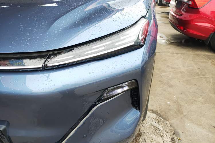 Used Geely Galaxy Xingjian 7 EM-i 2025 120km Navigator Edition Left Front Headlight