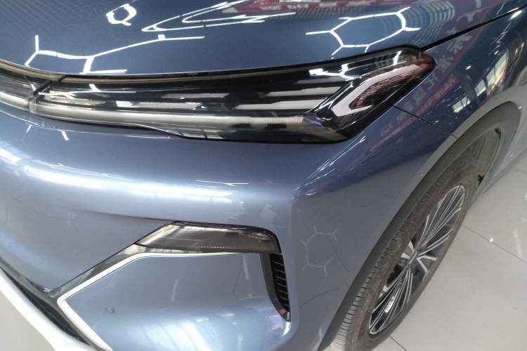 Used Geely Galaxy Xingjian 7 EM-i 2025 120km Navigator Edition Left Front Headlight