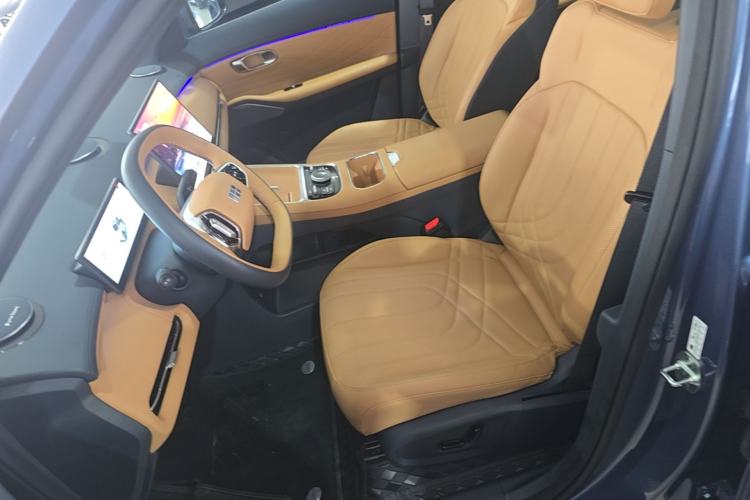 Used Geely Galaxy Xingjian 7 EM-i 2025 120km Navigator Edition Left Front Seat