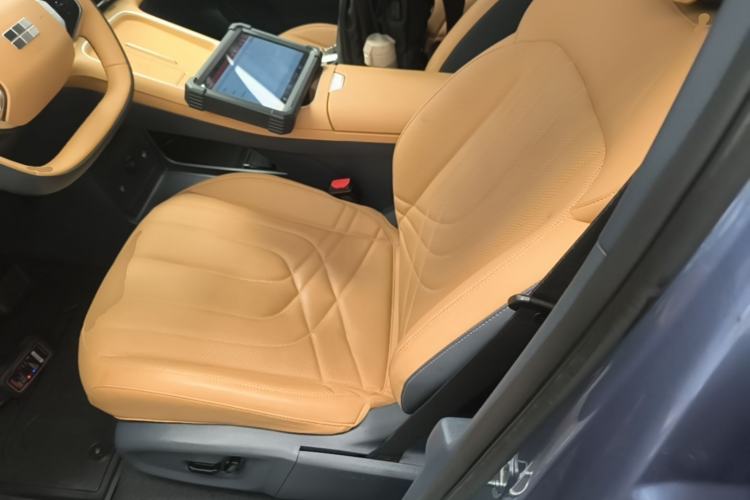 Used Geely Galaxy Xingjian 7 EM-i 2025 120km Exploration+ Version Left Front Seat