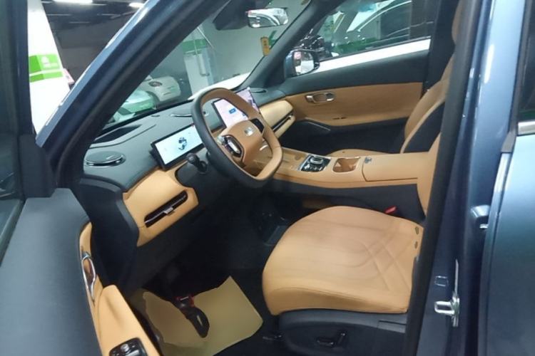 Used Geely Galaxy Xingjian 7 EM-i 2025 120km Navigator Edition Left Front Seat